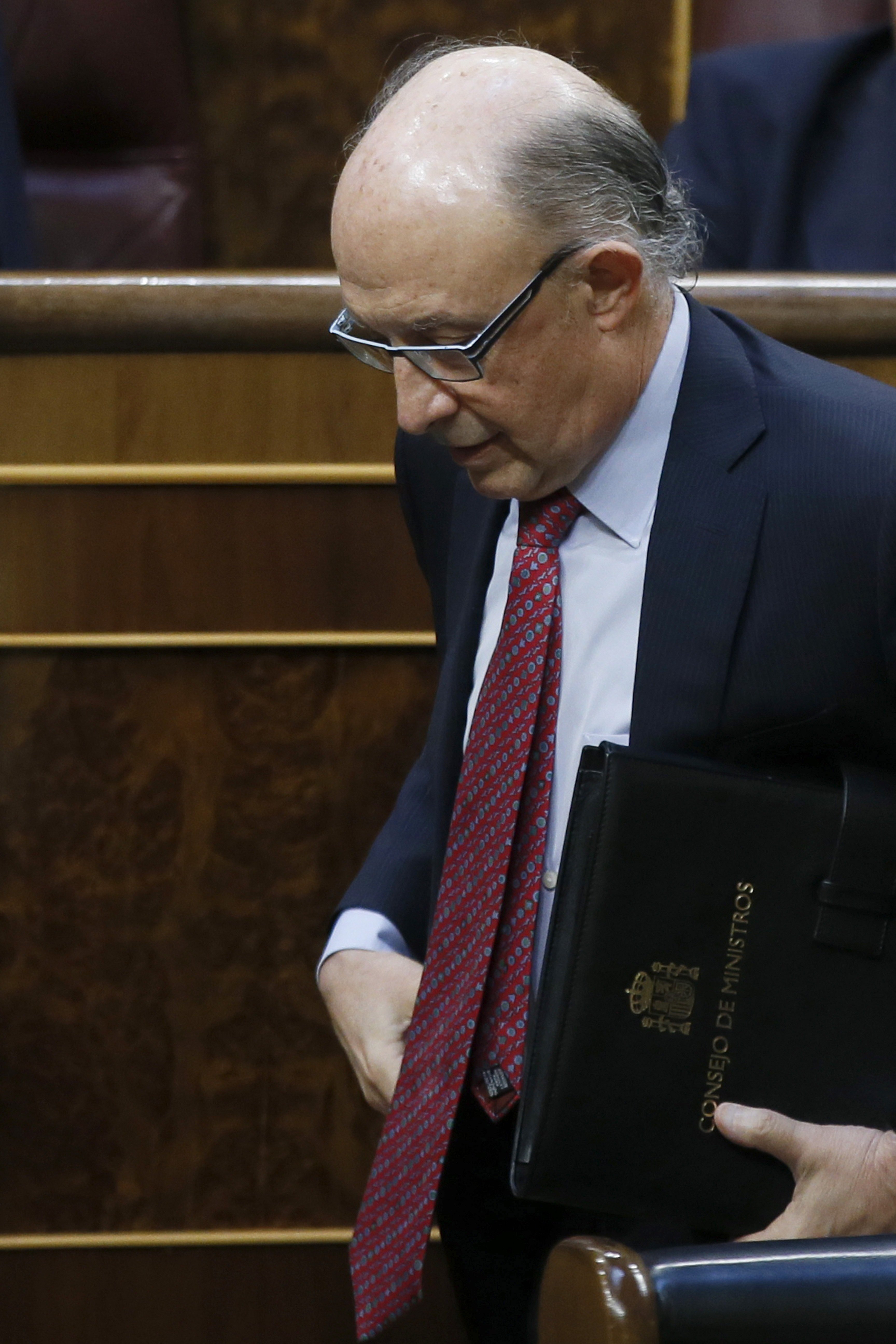 Montoro rectifica y propone augmentar el objetivo de déficit de las autonomías