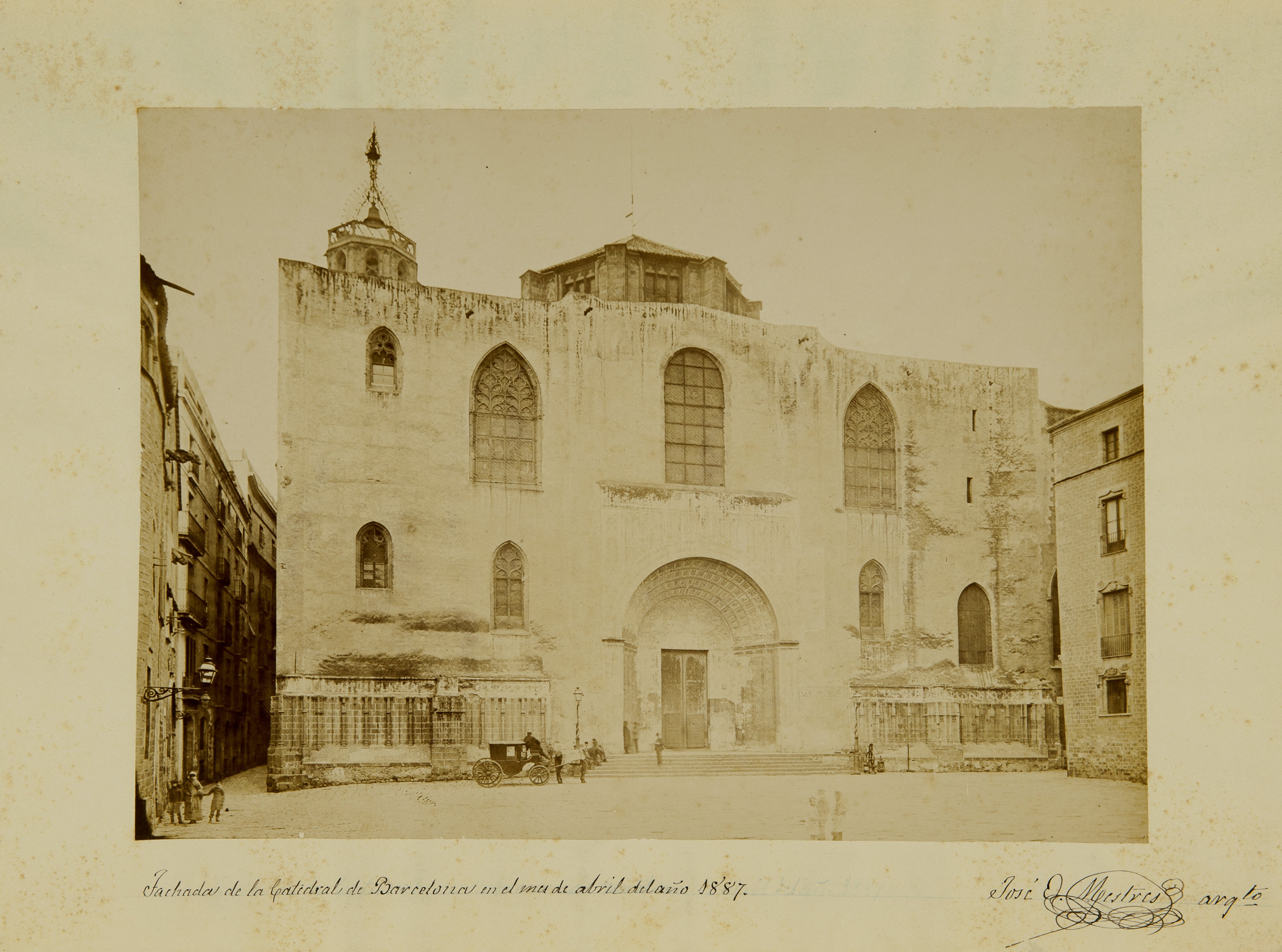 9 Catedral de Barcelona. Façana principal, abril del 1887.AFB. Autoria desconeguda 9 Catedral de Barcelona. Façana principal, abril del 1887.AFB. Autoria desconeguda
