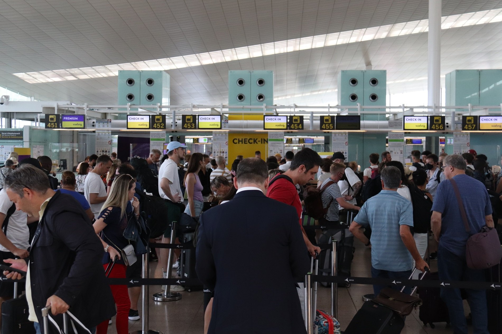 Colapso Aeroport del Prat verano ACN