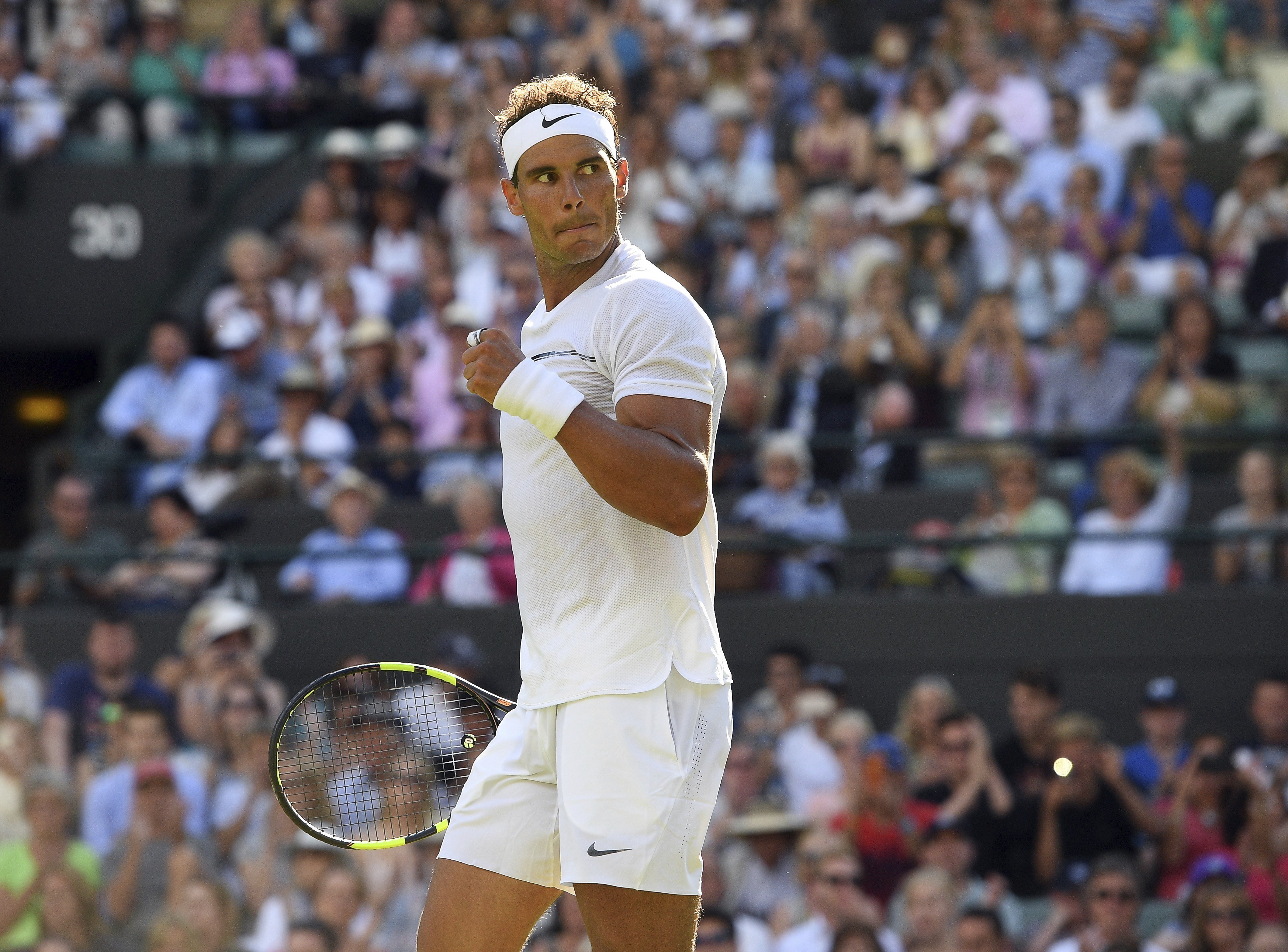 Nadal debuta con victoria en Wimbledon