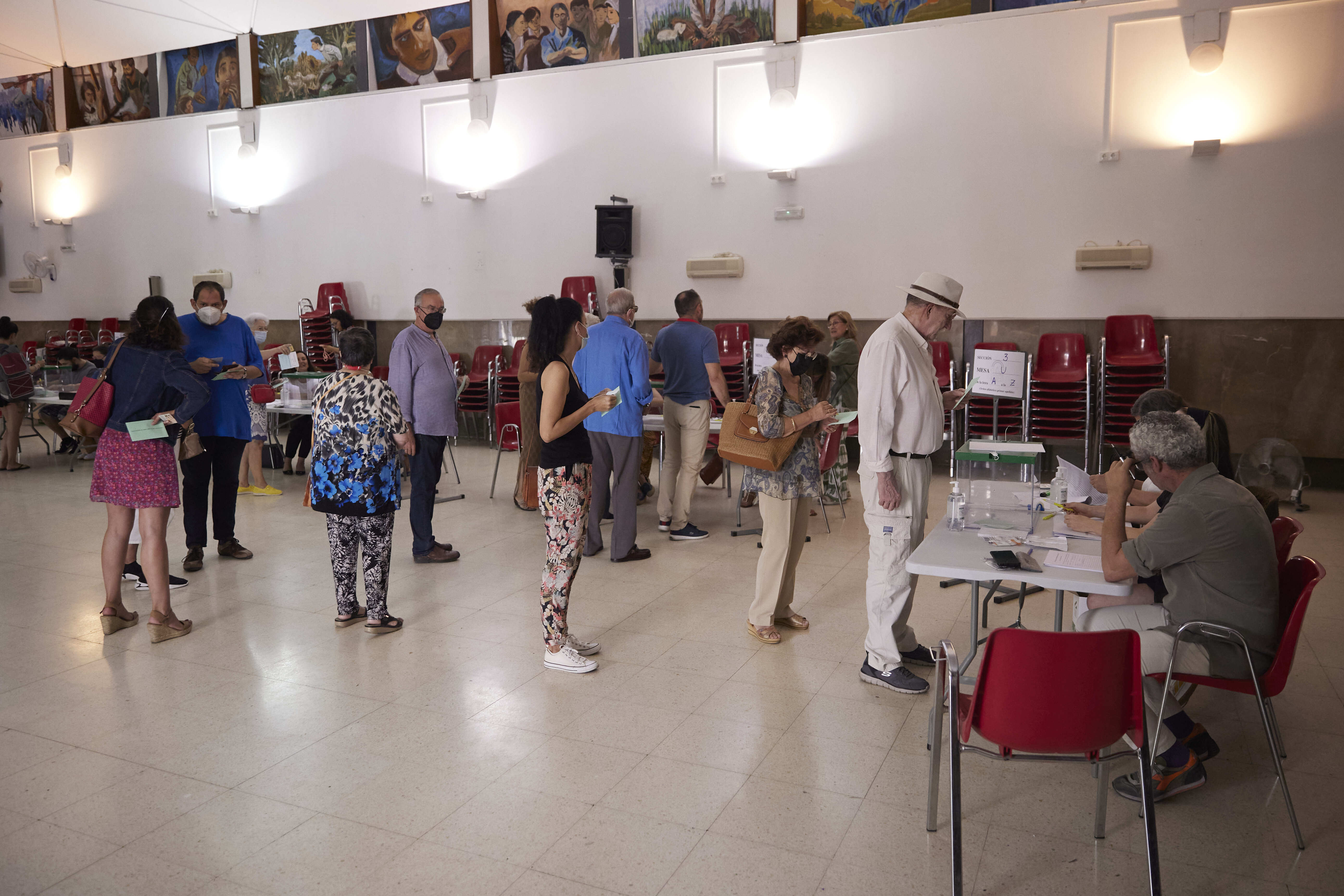 Elecciones Andalucía: la participación supera el 34%, a las 14:00 horas