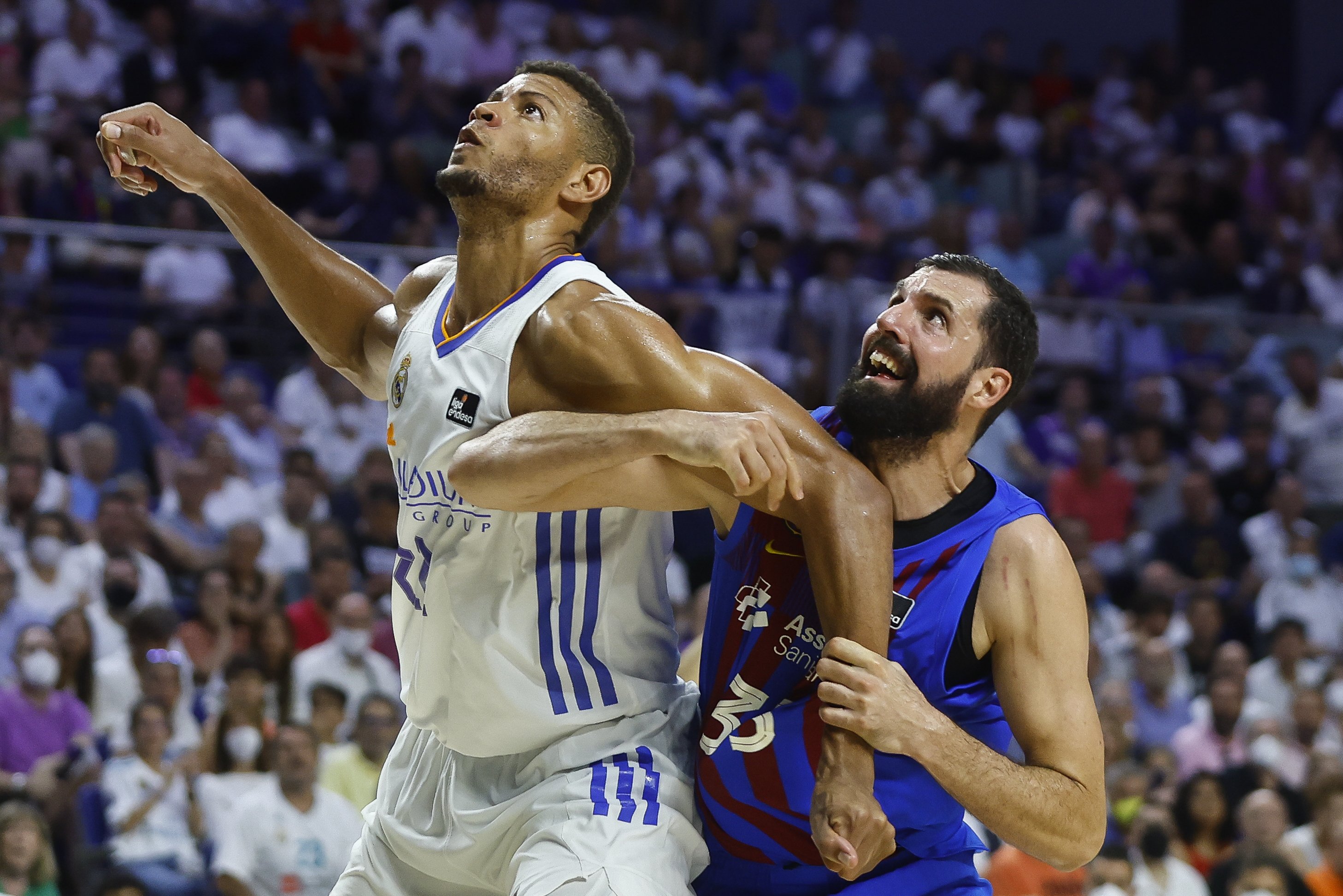 El Barça claudica davant d'un Tavares descomunal i el Reial Madrid guanya la Lliga Endesa (81-74)