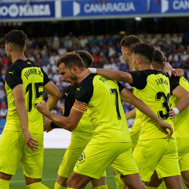 Jugadores Girona celebran gol Stauni Tenerife EFE