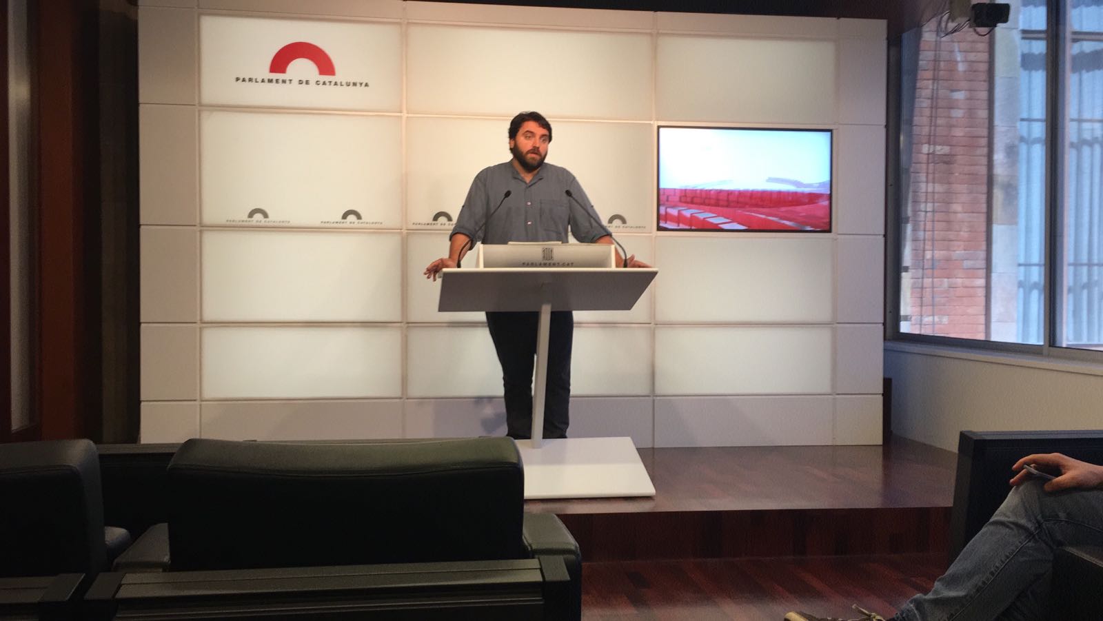 El PSC veu un "intent de dissimular" que es complirà la suspensió dels diputats