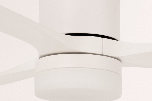 Ventilador techo con luz de la marca CREATE Ventilador techo con luz de la marca CREATE
