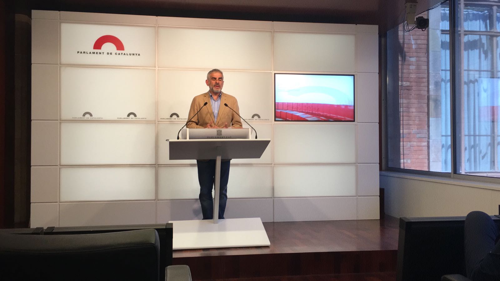 Ciutadans califica el acto del referéndum de "performance separatista"