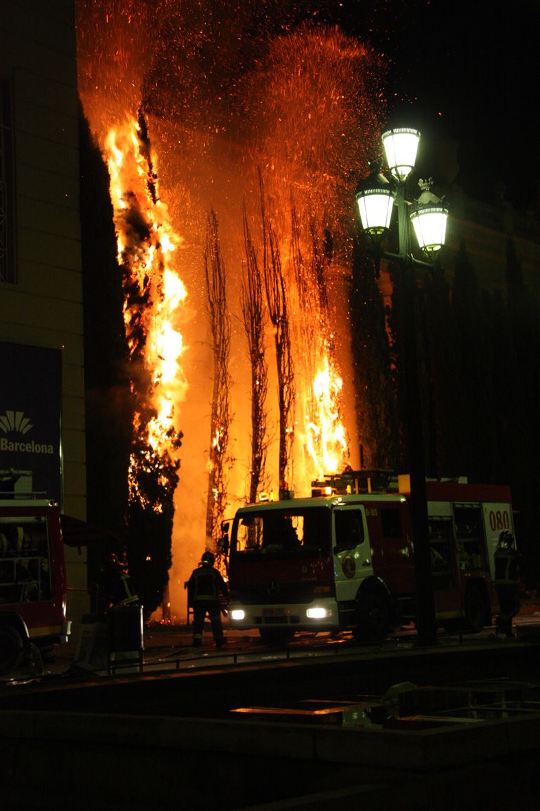 Los barrios de Barcelona más vulnerables al fuego