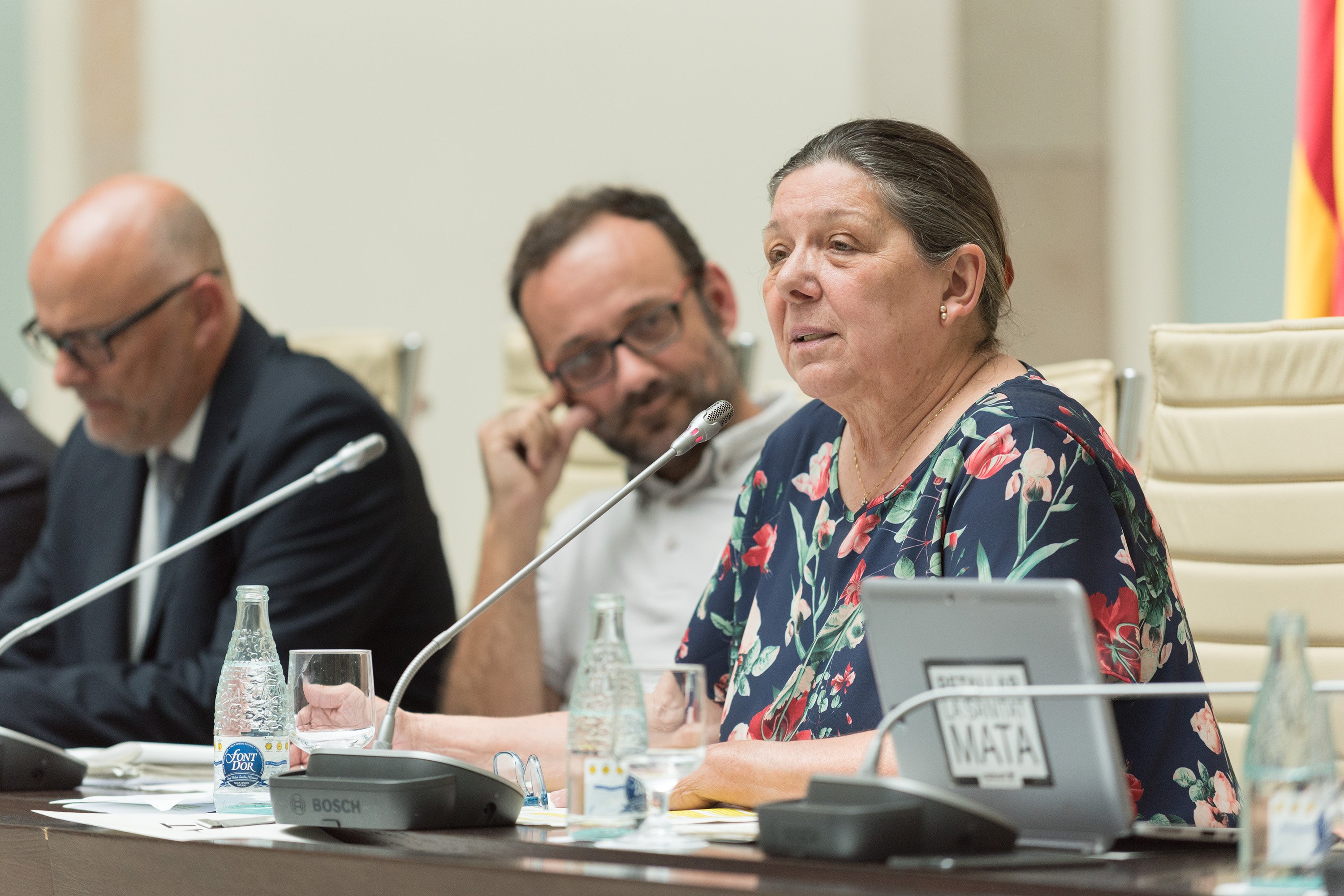 Gabriela Serra critica Puigdemont por defender un ejército catalán