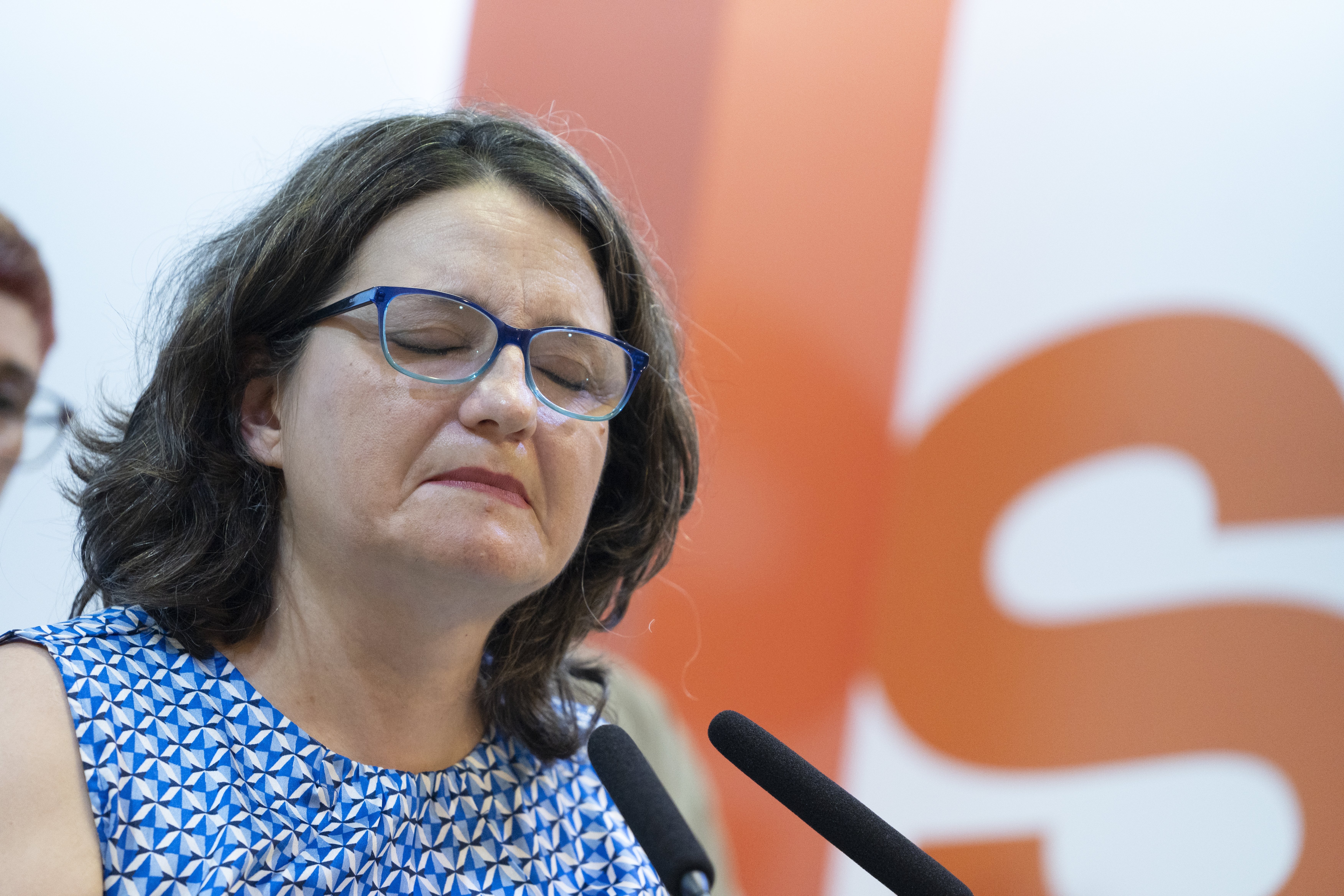 [VÍDEO] Mònica Oltra pica el crostó a Susana Díaz