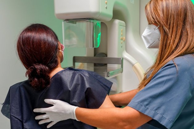 Mamografía para detectar cáncer de mama   Europa Press