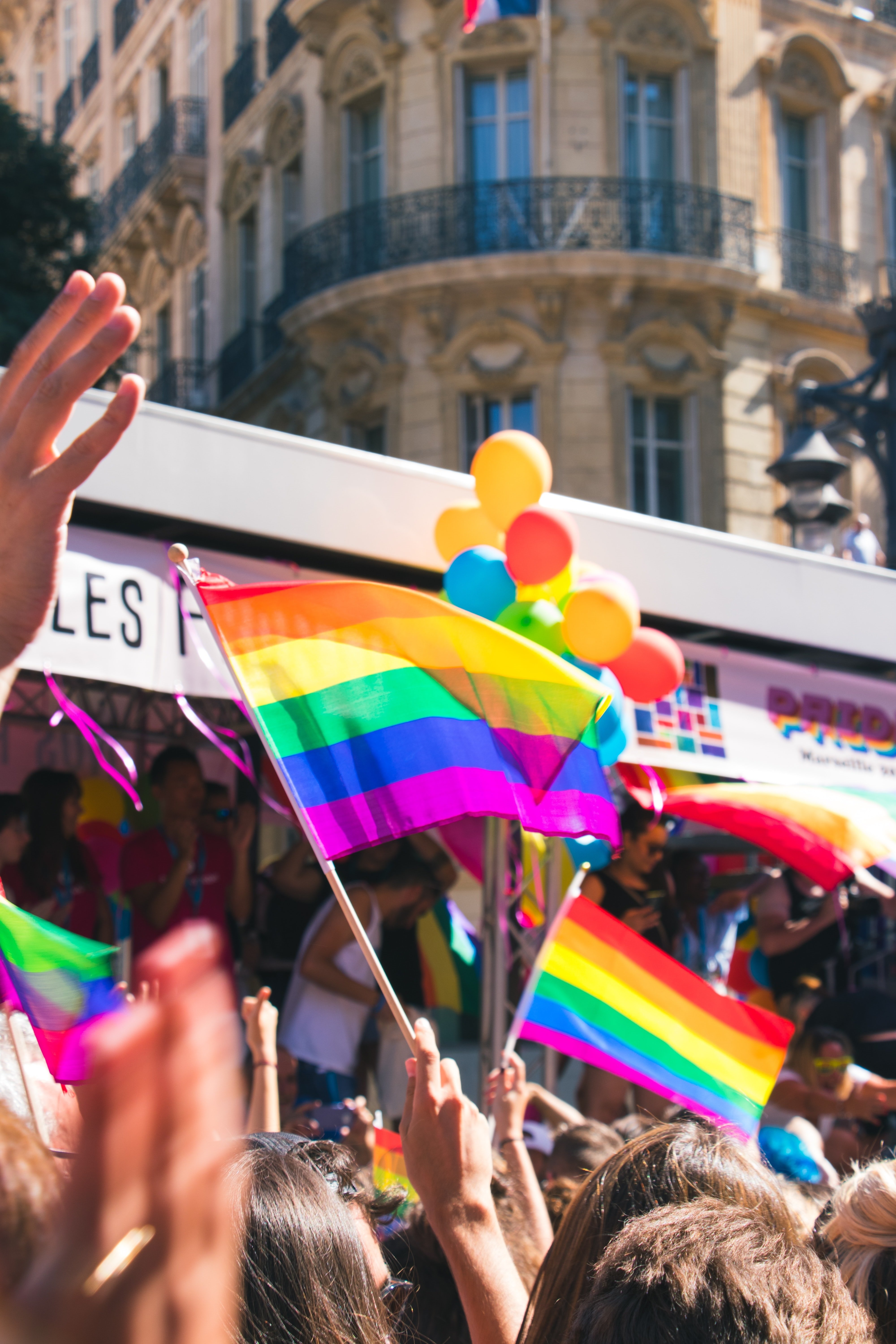 Cortes de calles y afectaciones de tráfico por el recorrido del desfile del Pride 2022 en Barcelona