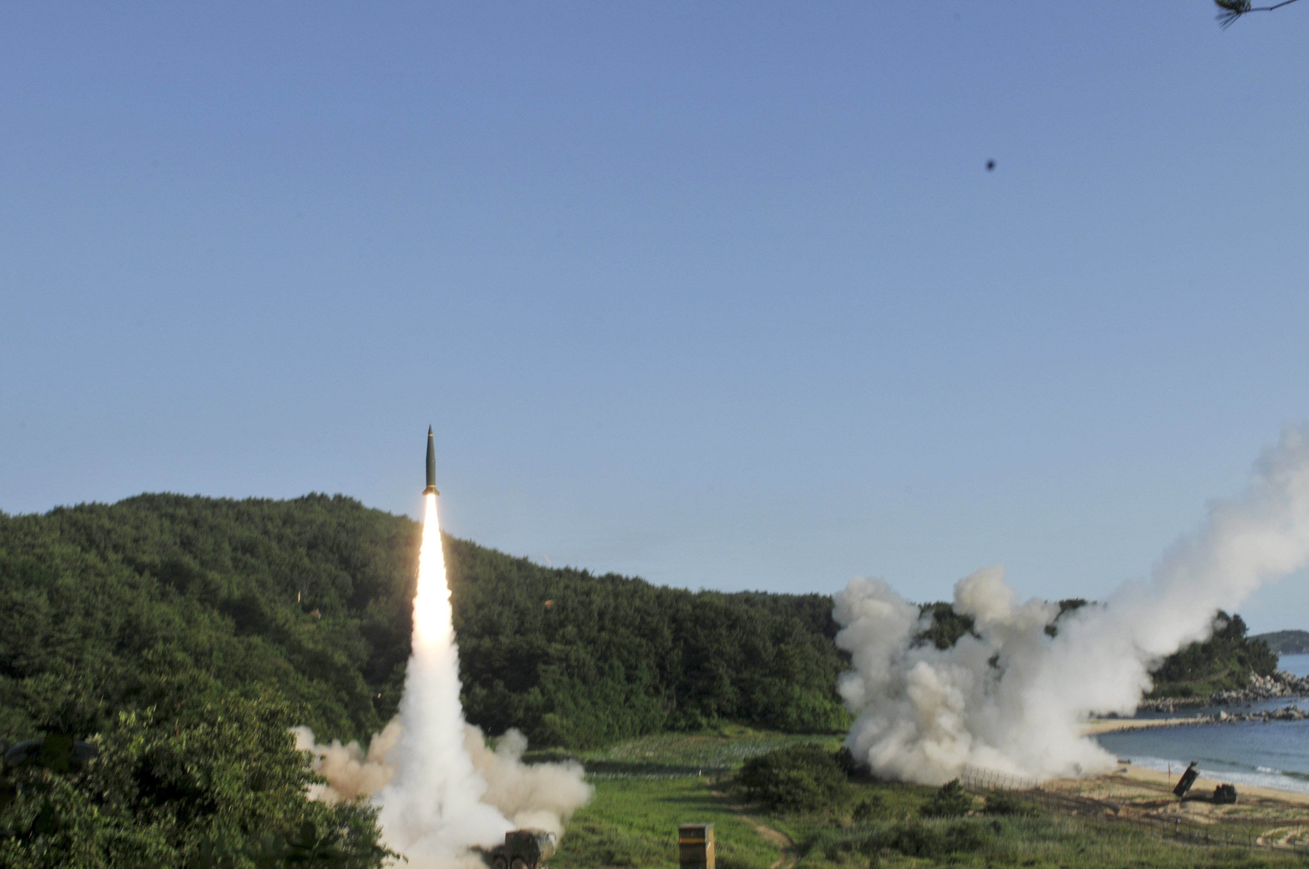 Misiles en respuesta a las maniobras de Corea del Norte