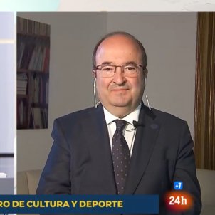 El ministro de Cultura, Miquel Iceta, en una entrevista con TVE   Captura de pantalla