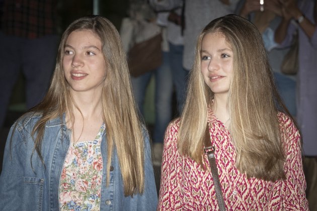 sofia y elionor juntas brackets gtres sofia y elionor juntas brackets gtres