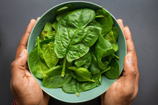 Un plato de espinacas