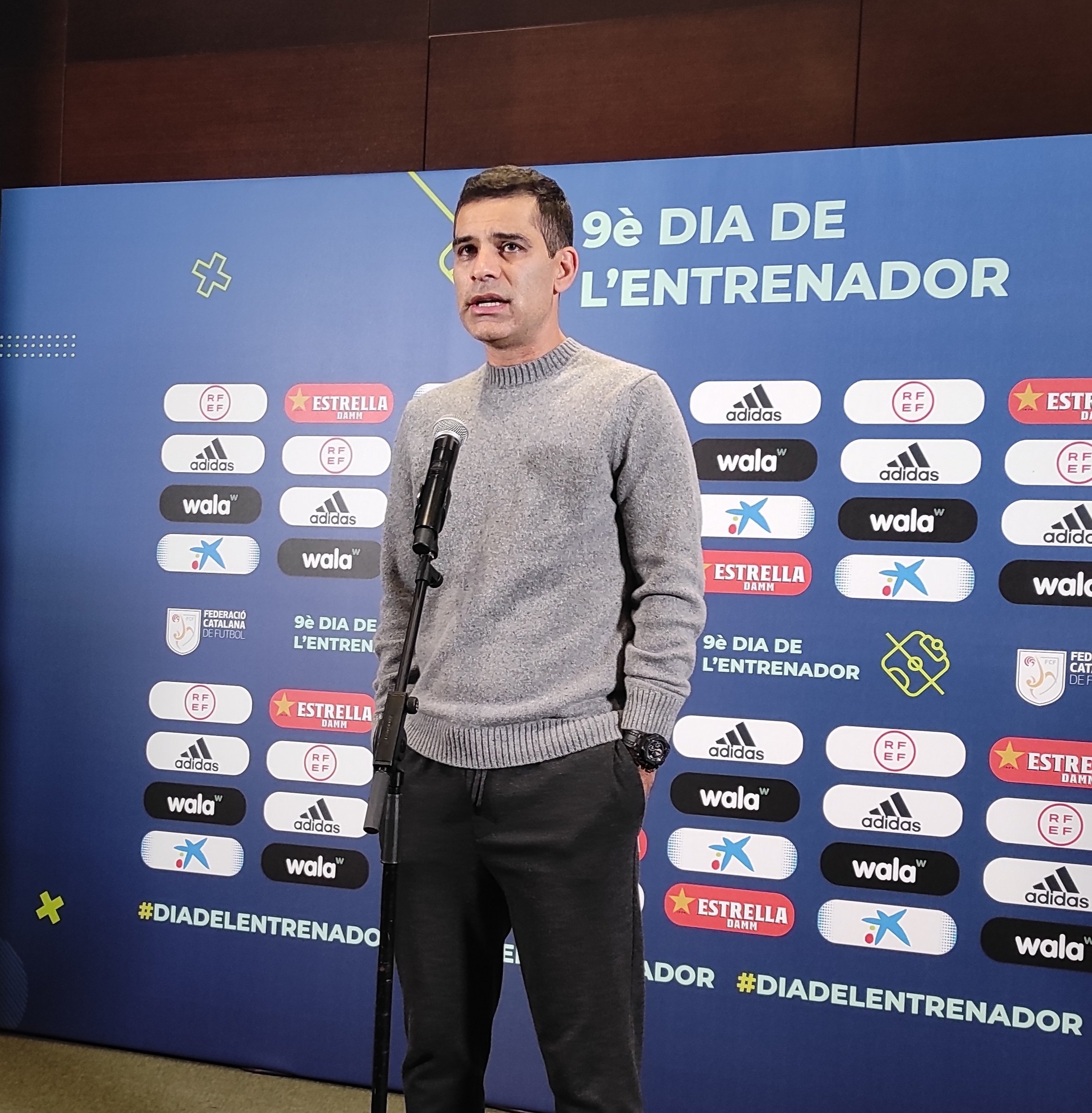 Rafa Márquez despierta muchas dudas en varios jugadores del Barça