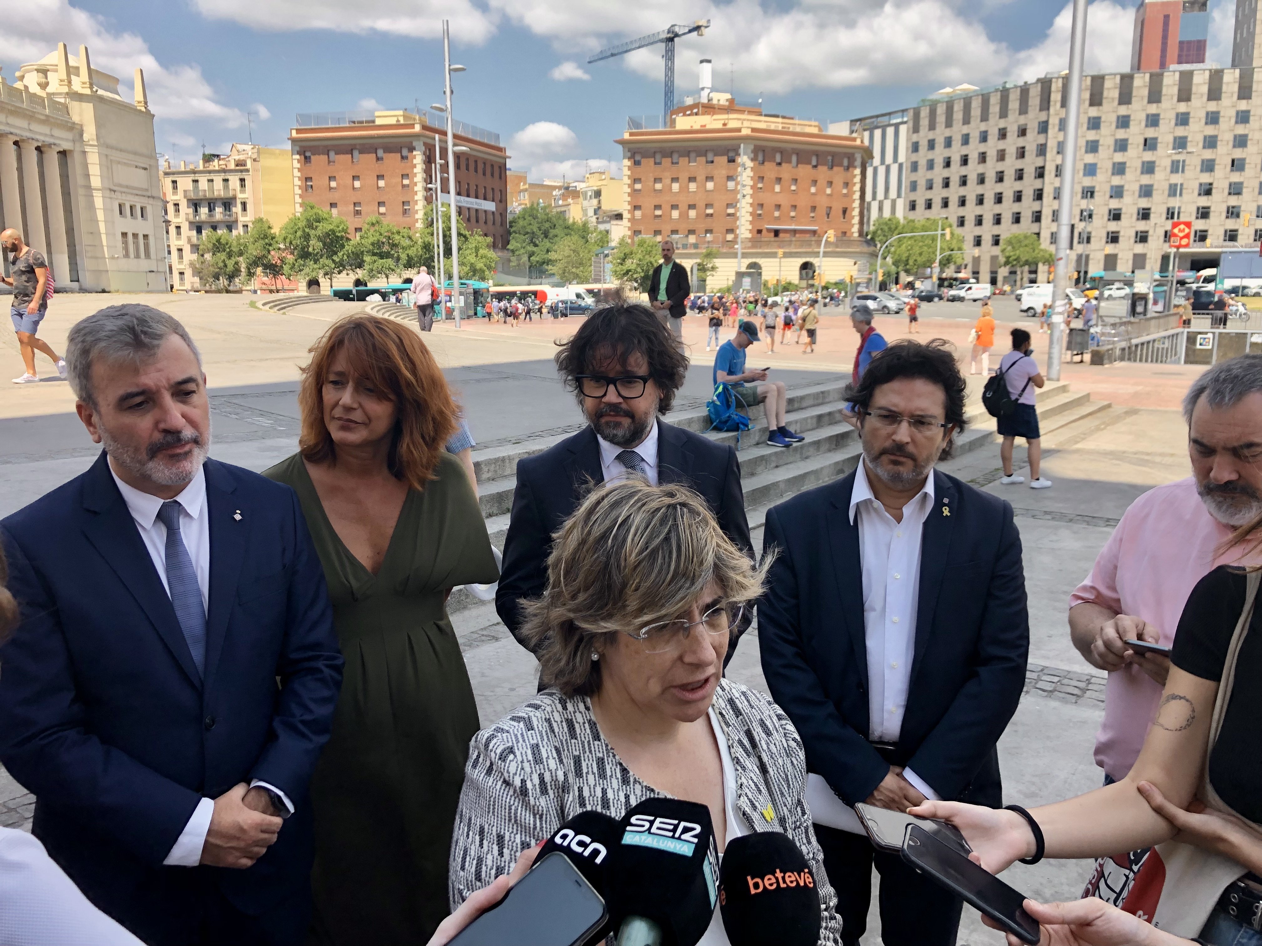 Govern, PSC i taxistes tanquen un acord sobre el nou decret de les VTC