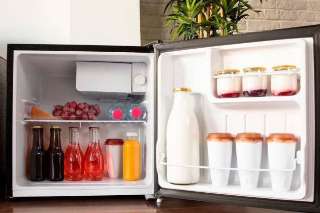 Mini bar GrandCooler 2000 de Cecotec Mini bar GrandCooler 2000 de Cecotec