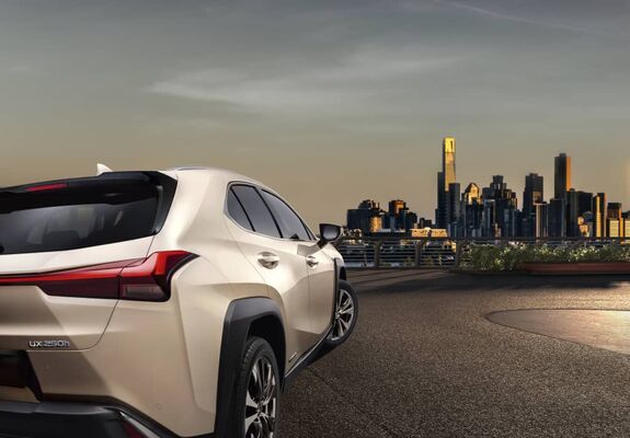 El Toyota RAV4 té un dur competidor prèmium que ofereix el mateix a un preu inferior