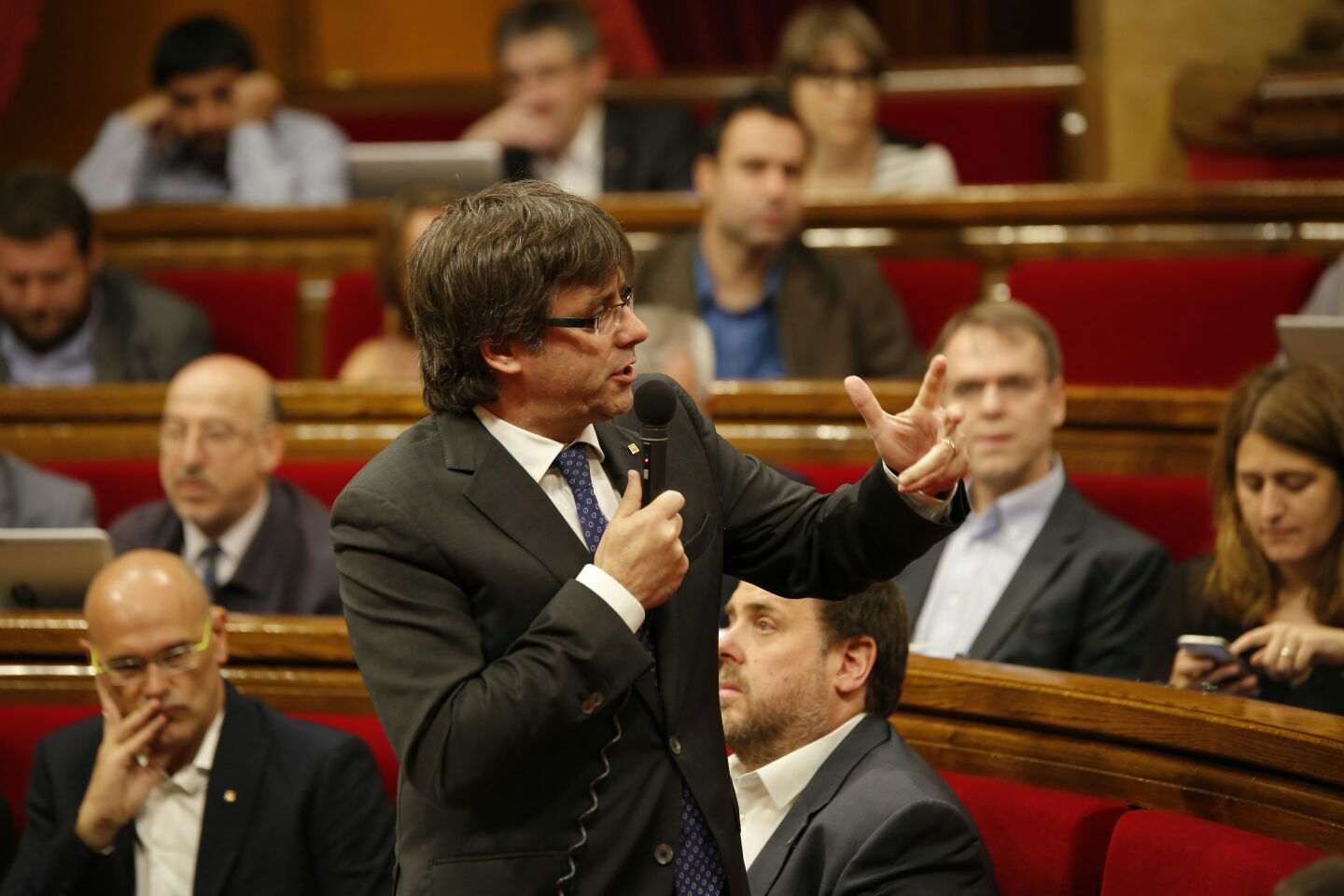Puigdemont: "Eso no es democracia"