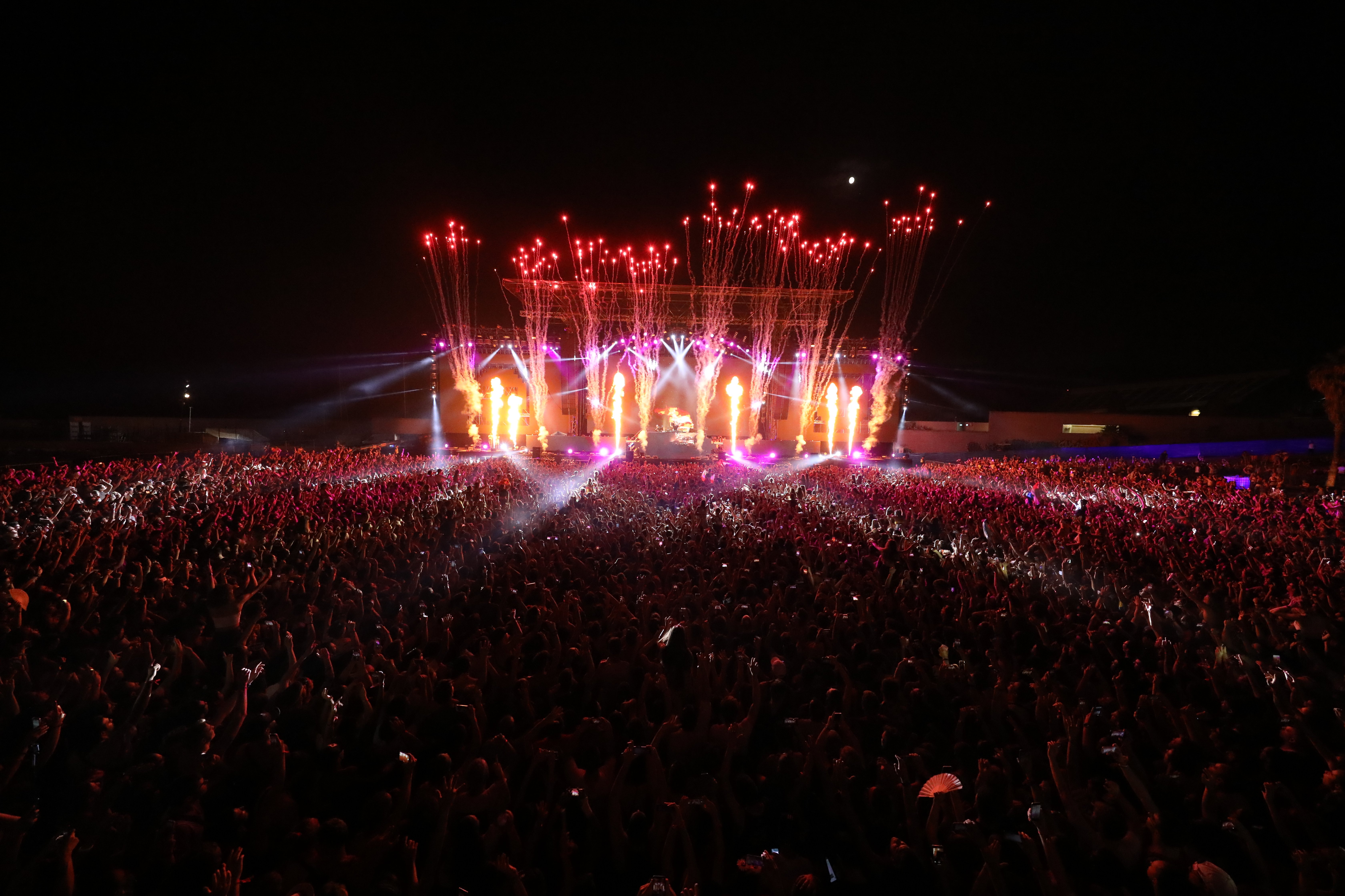 Acord per celebrar el Beach Festival aquest dissabte a Sant Adrià de Besòs