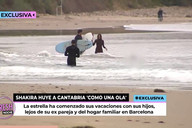 Shakira hace surf cono un monitor Cantabria Telecinco