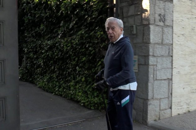 Mario Vargas Llosa en mansión Isabel Preysler GTRES
