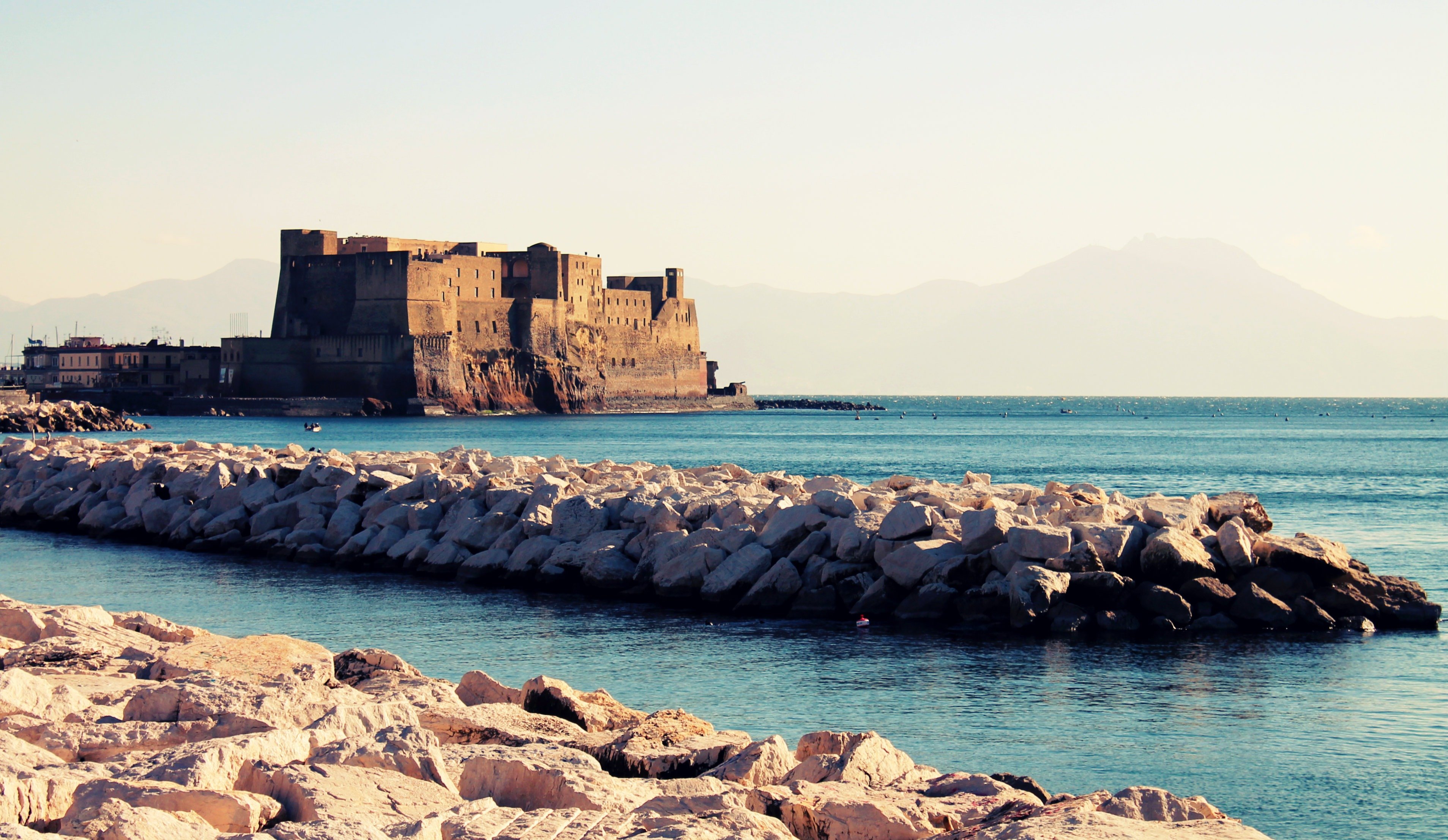 Castel dell'Ovo / PxHere