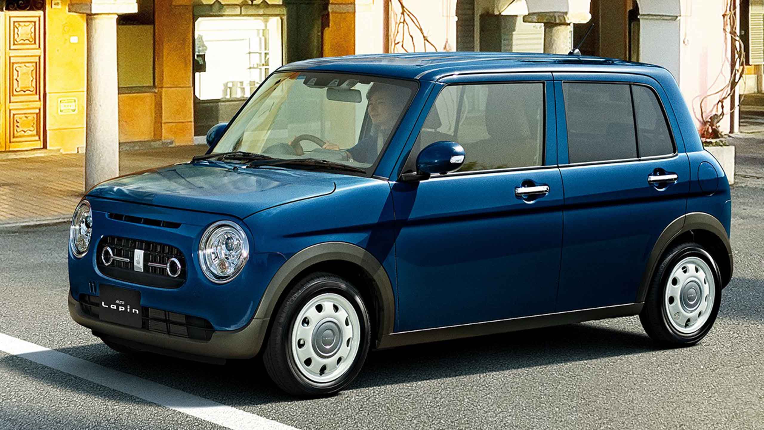 Suzuki tiene un nuevo mini coche retro