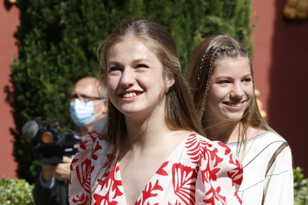 Leonor y Sofía trencitas Girona GTRES