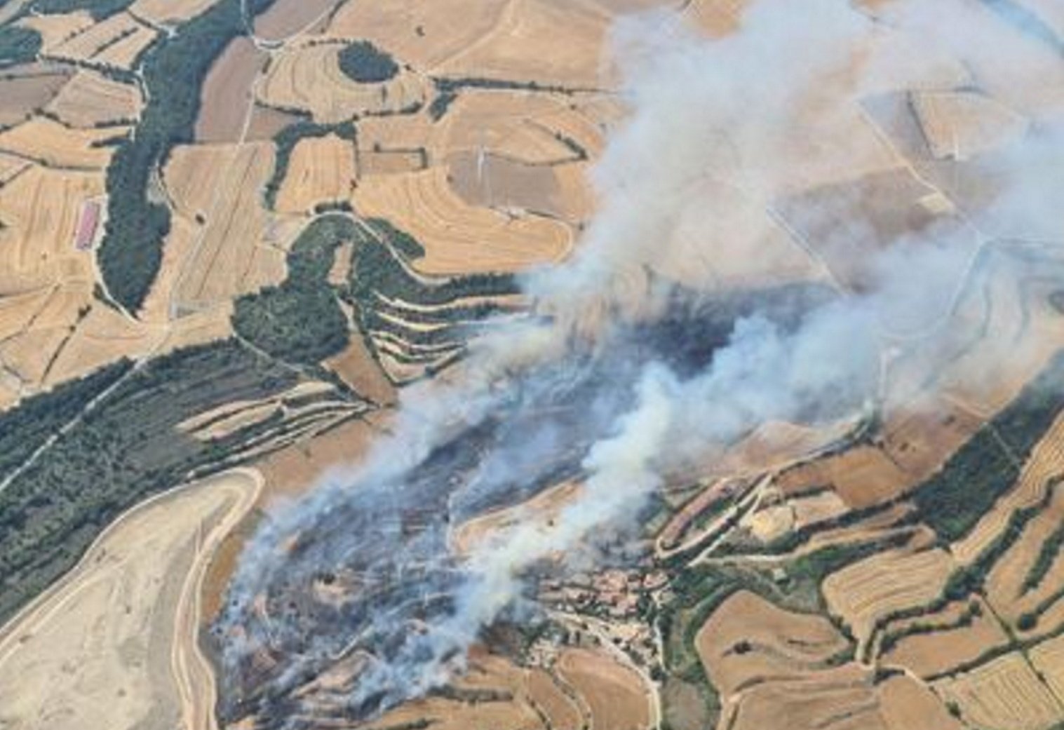 Estabilizado el incendio a Pujalt, en Anoia, que ha activado 35 dotaciones de los Bombers de la Generalitat