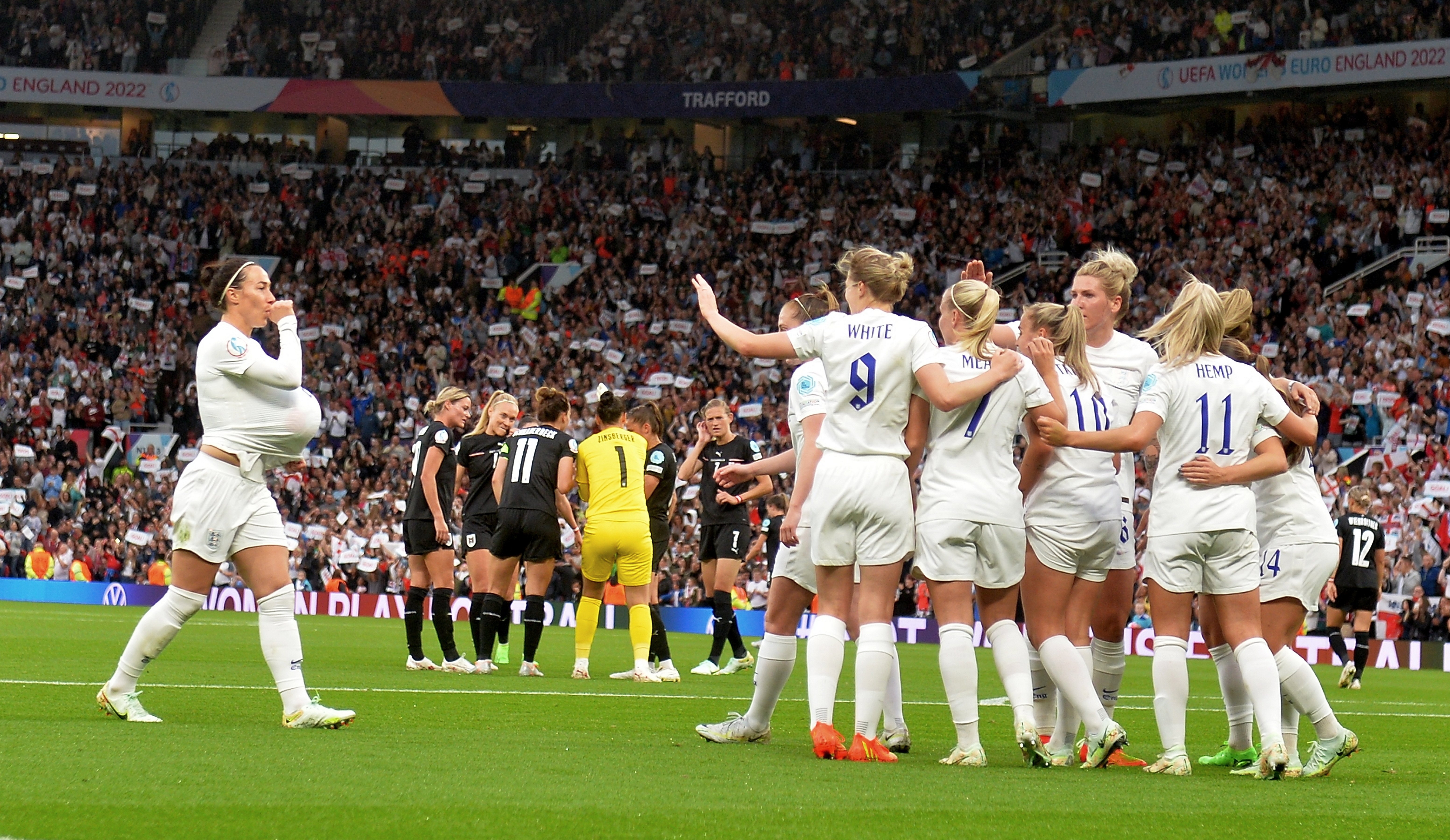 Inglaterra se divierte contra Austria en la inauguración de la Eurocopa femenina (1-0)