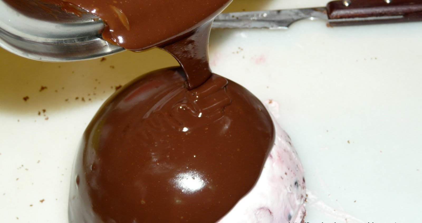 bomba xocolata nata fruites del bosc pas16