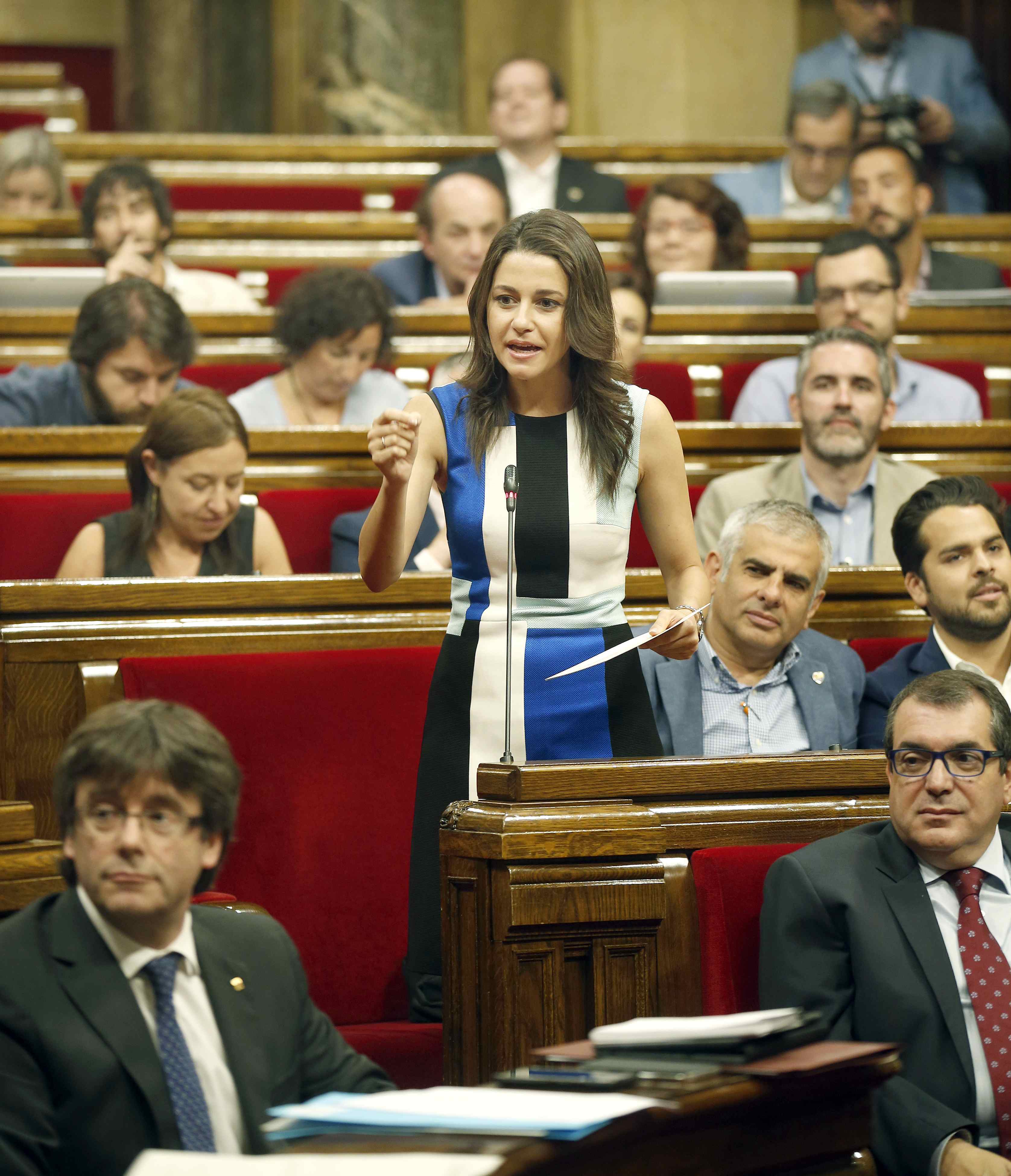 El proceso constituyente y la unilateralidad entran de lleno en el Parlament