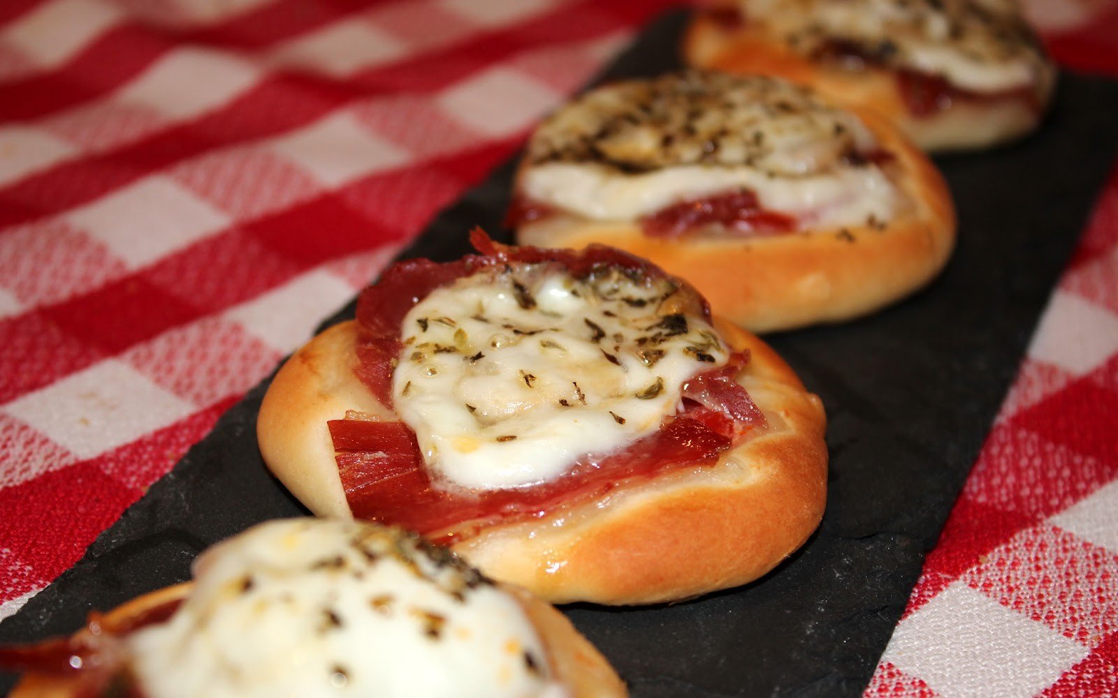 pizzetes iberiques mozarella bufala pas000