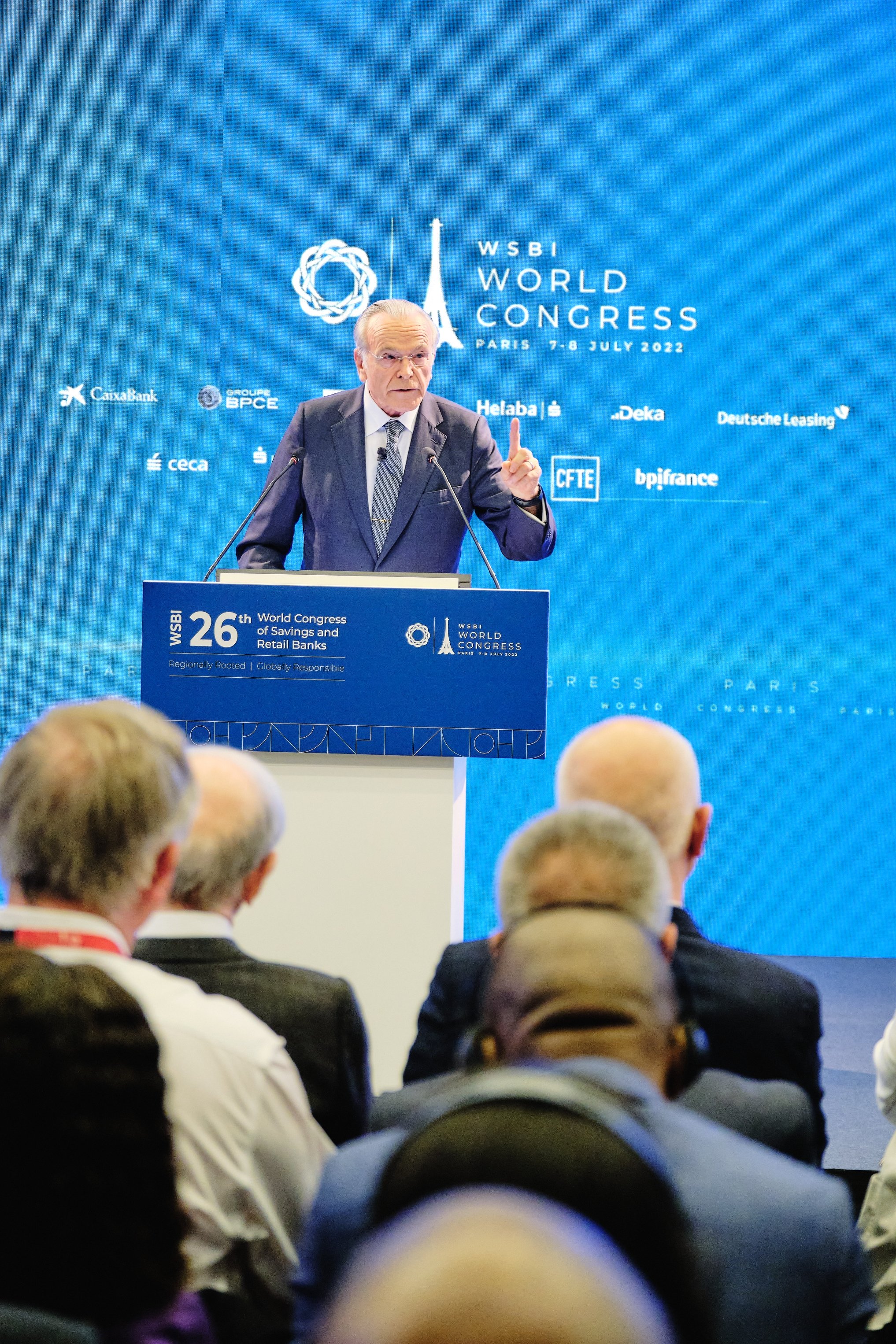 Les caixes d'estalvi demanen que la regulació tingui en compte el seu model