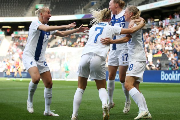 Finlandia celebració gol Espanya Euro Uefa Women's 2022