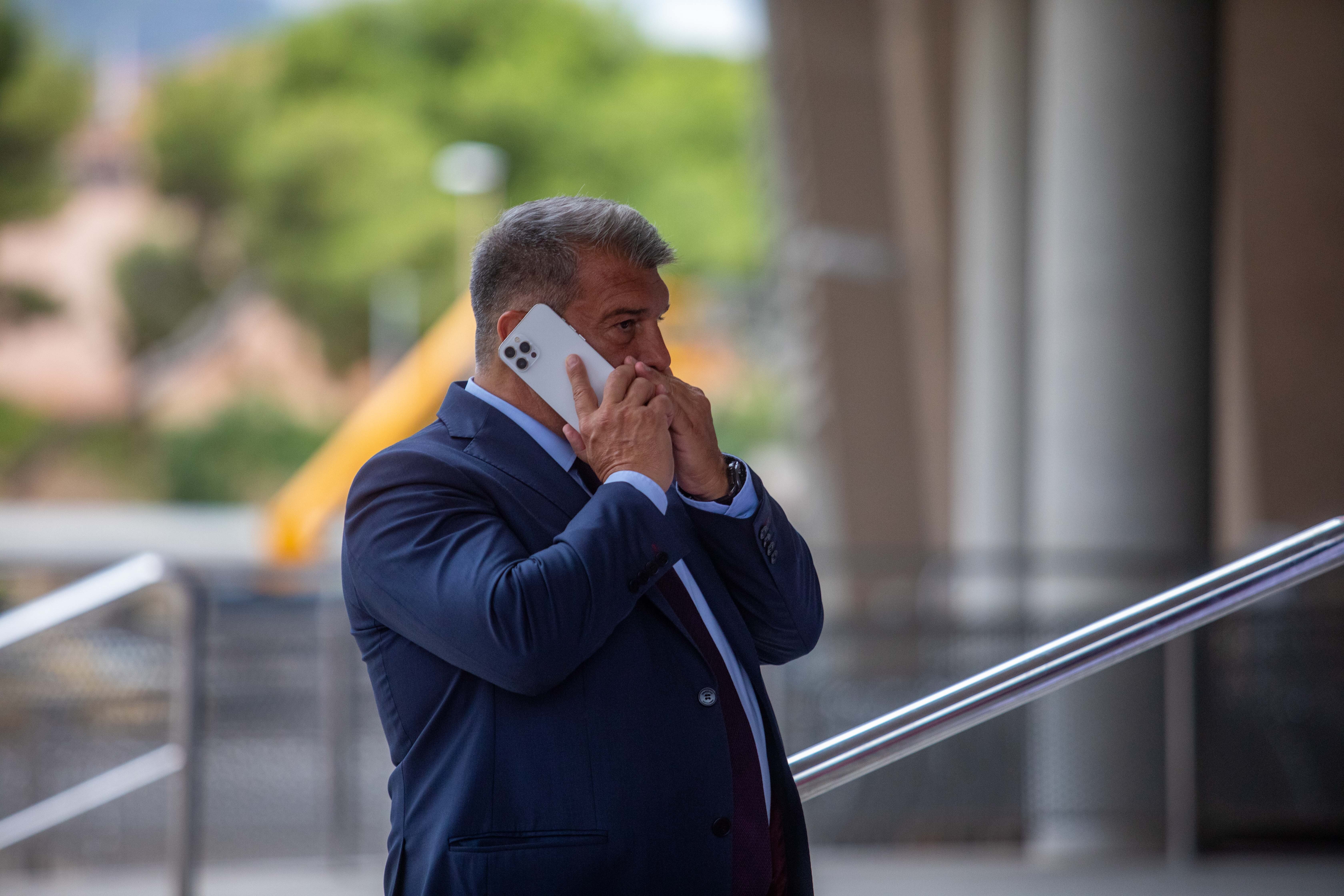 Joan Laporta no esperava la jugada bruta d'un jugador del Barça a qui ha ajudat des que és president