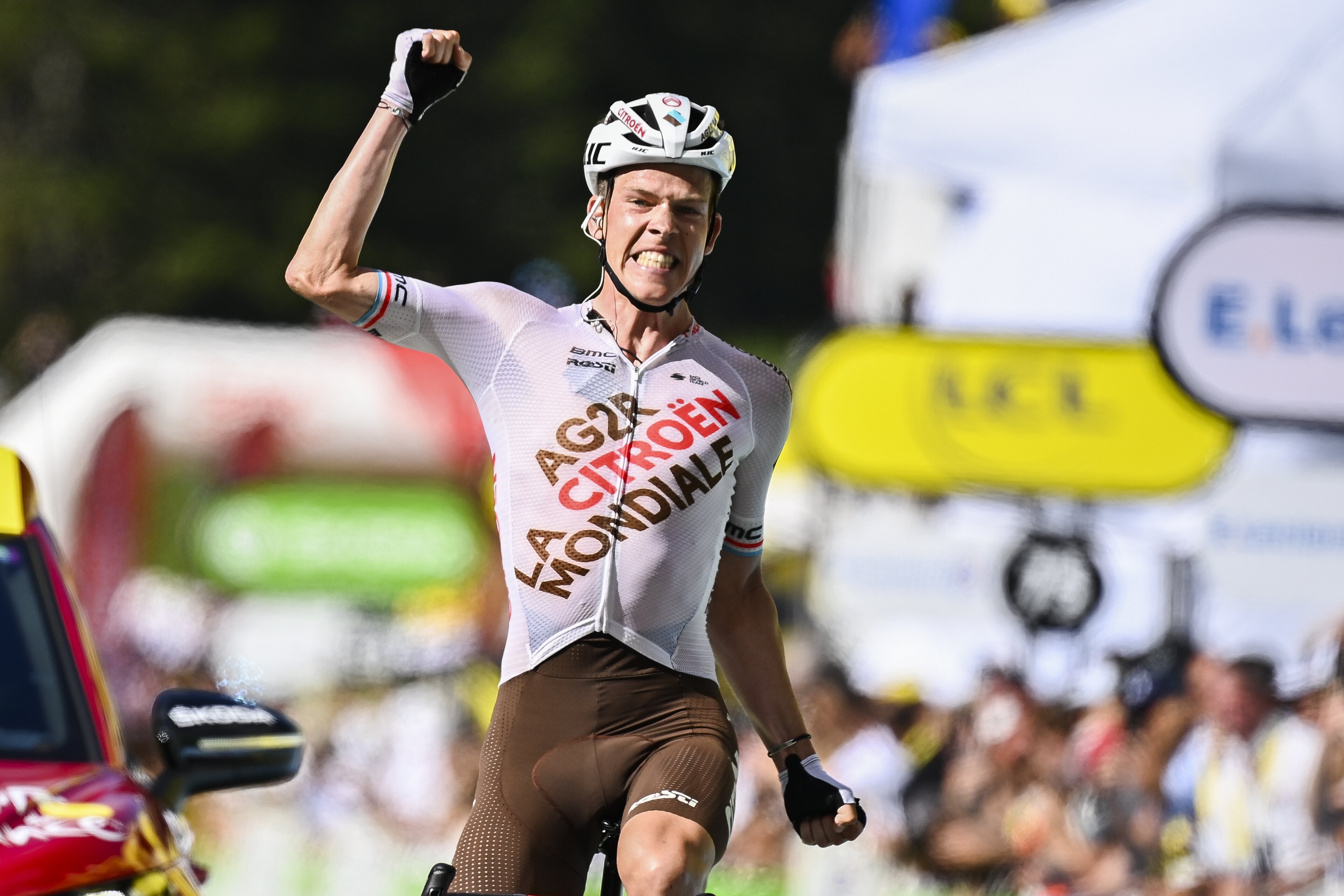 Bob Jungels gana en Châtel les Portes du Soleil la novena etapa del Tour de Francia