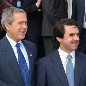 Bush and Aznar at Azores Staff Sgt. Michelle Michaud, USAF