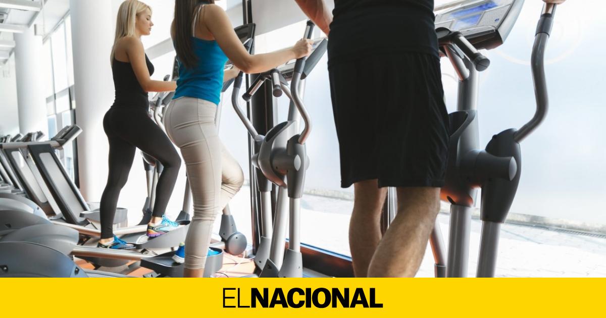 Una rutina con la elíptica para adelgazar quemando calorías de forma