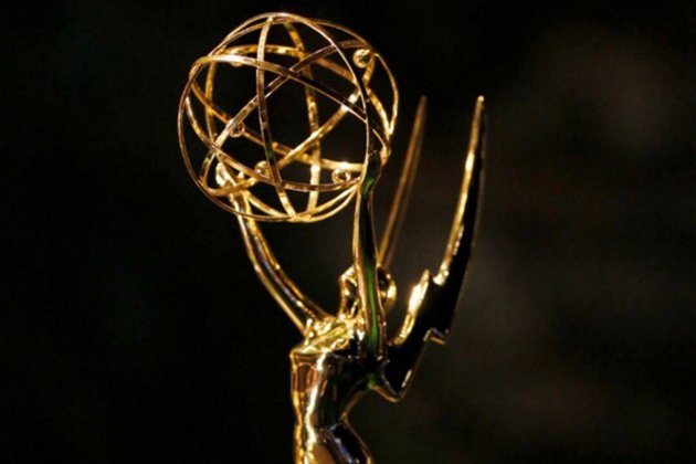 premios emmy 8r38