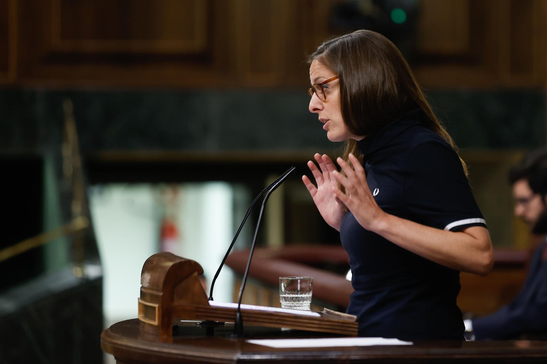 La CUP carrega contra Sánchez: "El seu gir a l'esquerra té bastant de gir militar"