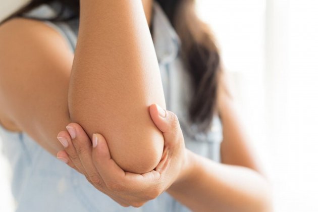 Codo de mujer Codo de mujer