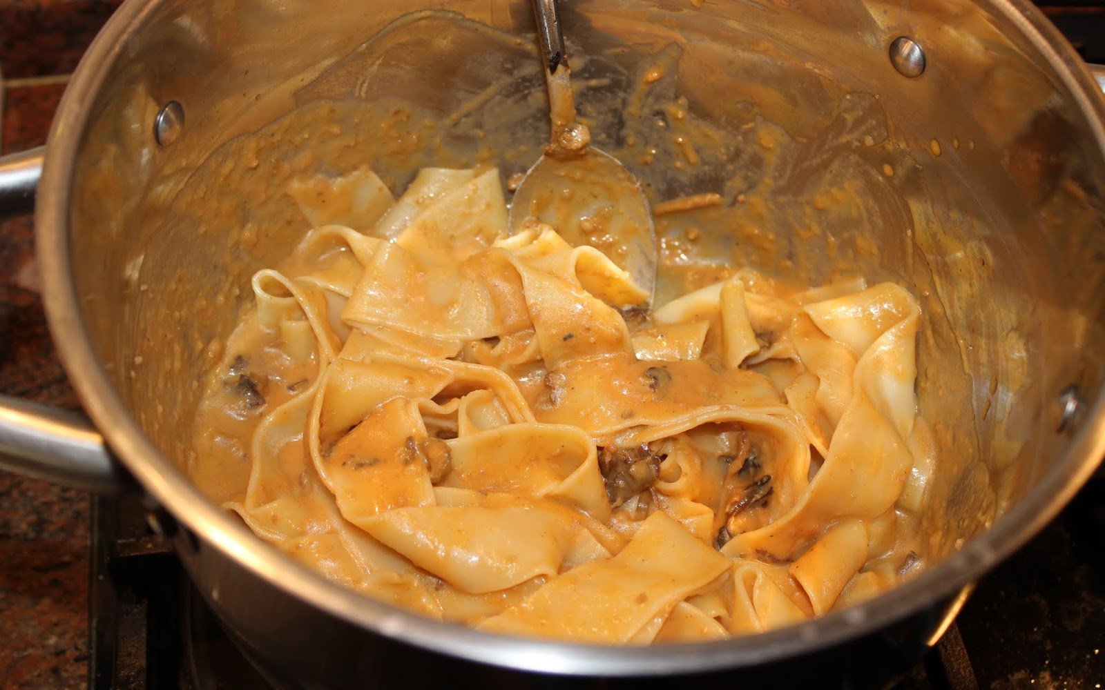 pappardelle romesco camagrocs gambes pas42