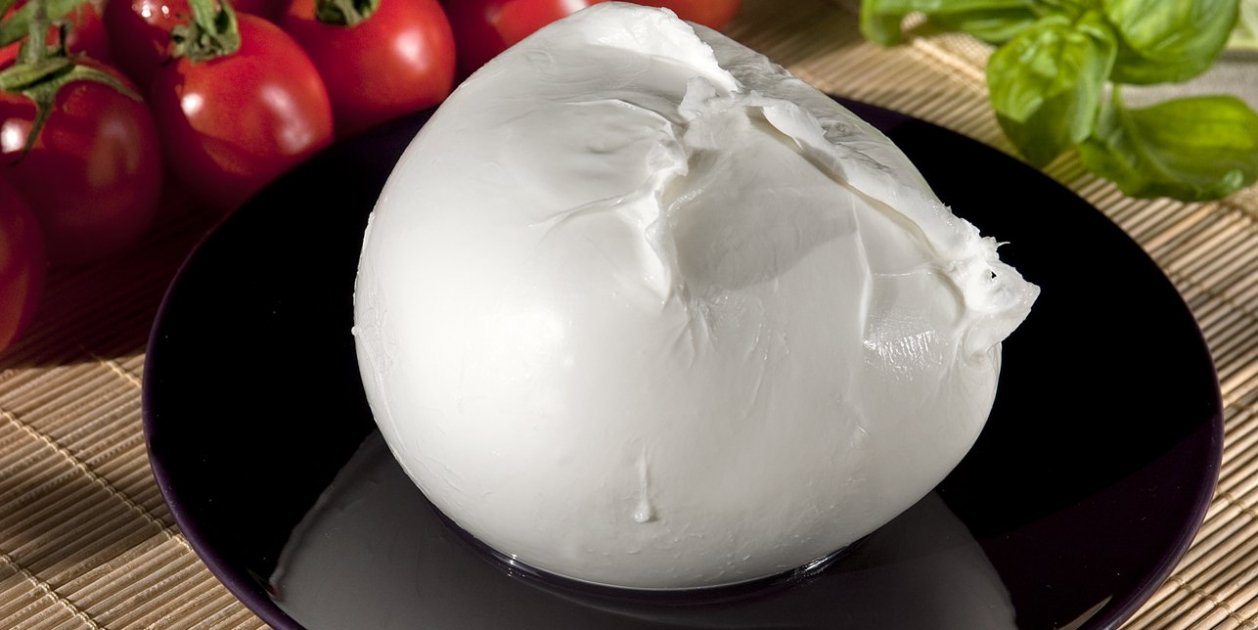 Uno de los quesos más consumidos y que ofrece estos beneficios