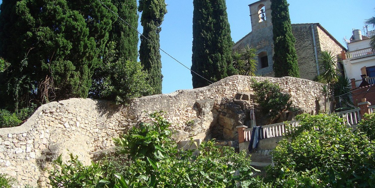 Ermita de la Nativitat de la Mare de Déu de Dalt o del Calvari Wikipedia Ermita de la Nativitat de la Mare de Déu de Dalt o del Calvari Wikipedia