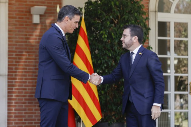 pedro sanchez pere aragones reunio moncloa efe (3)