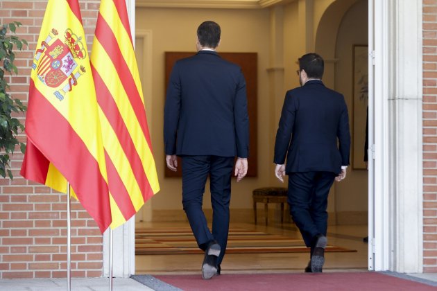 pedro sanchez pere aragones reunio moncloa efe (2)