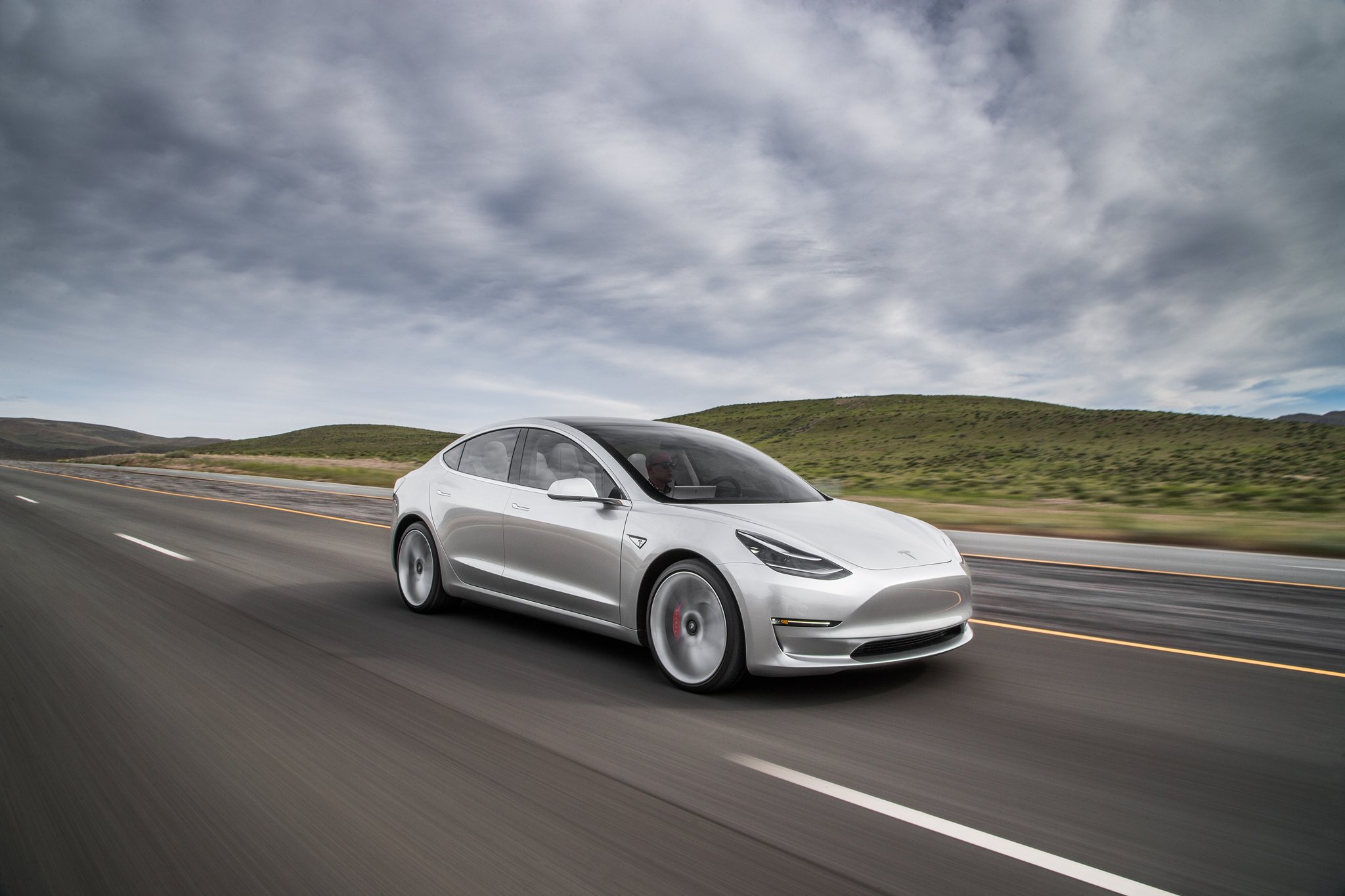 Las empresas de automóviles pisan el acelerador hacia la movilidad eléctrica